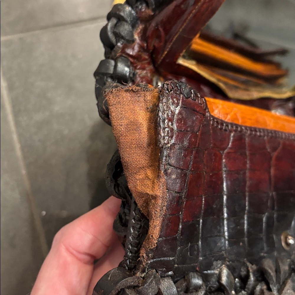 Vintage alligator repurposed Wallet - Picture 10 of 17